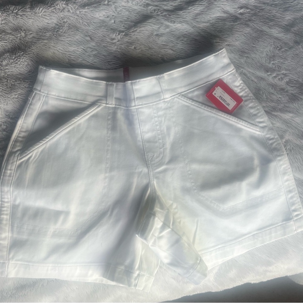 SPANX White Women's Shorts - Picture 2 of 4